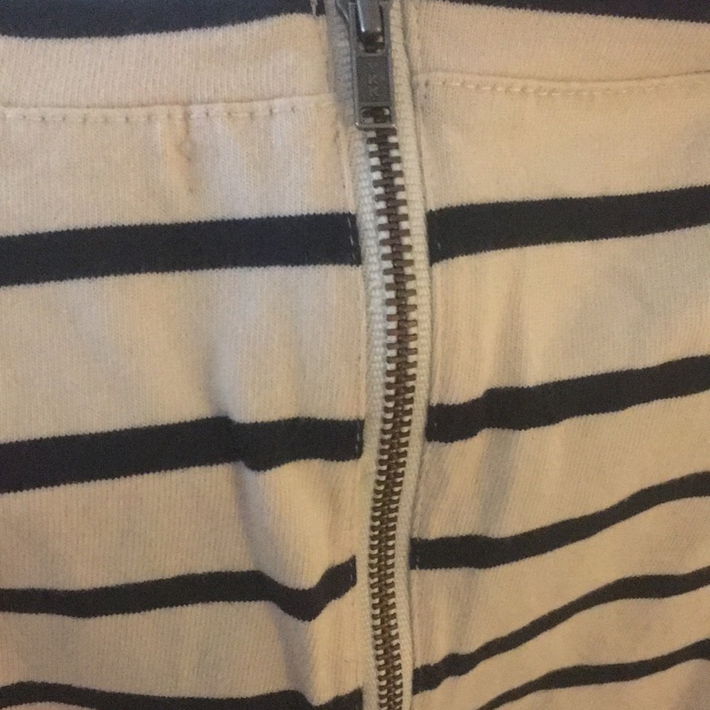 Jcrew top. - Picture 5 of 8